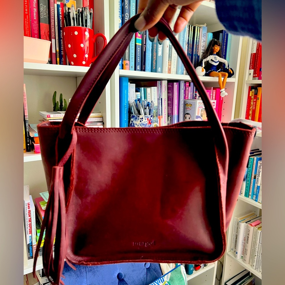 margot NewYork dark maroon w/ long shoulder /crossbody strap